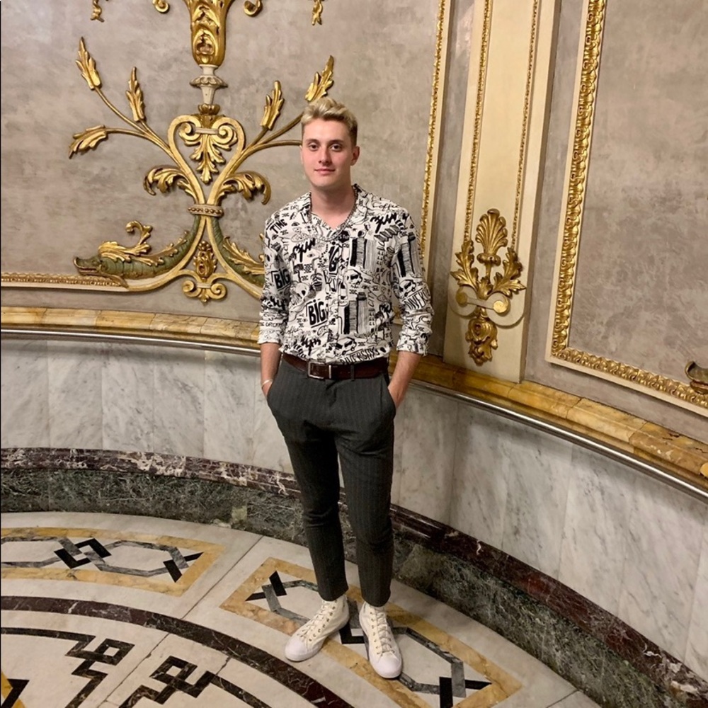 Meet your Posher, Justin